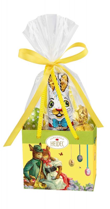 Easter Nostalgia Little Bag filled with different milk chocolate items 49g x 11